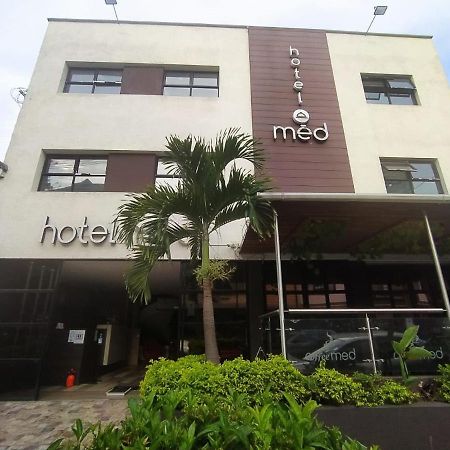 Hotel Med 70 Medellín Exterior foto
